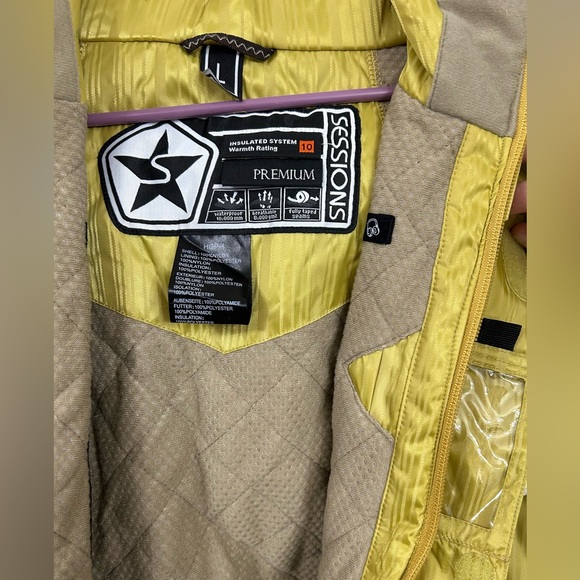 Sessions Snowboard/Ski Jacket - Picture 5 of 6